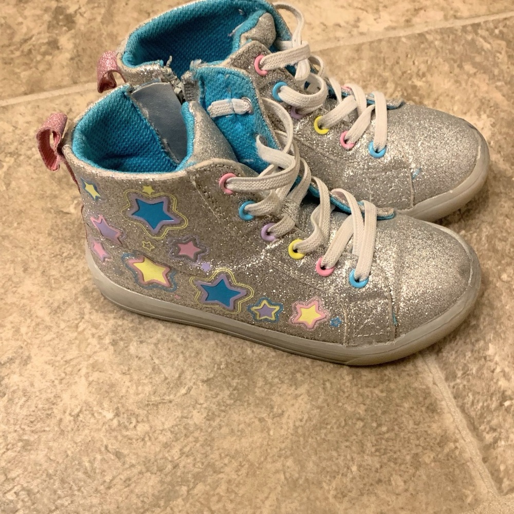 Kids Silver Star High-Top Sneakers